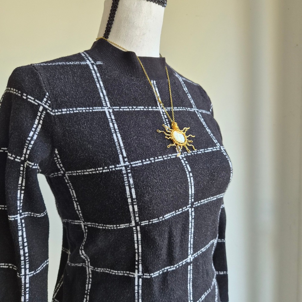 H&M Mock Neck Sweater Women XS Dark Academia Preppy Whimsigoth Grunge Minimalist - Picture 3 of 6